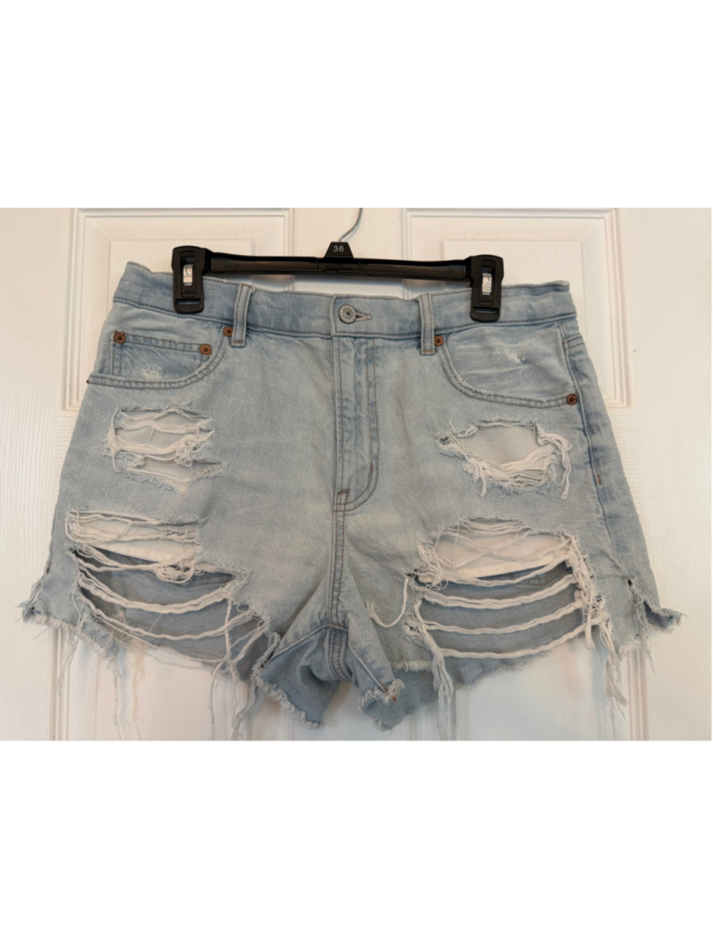 Women's American Eagle Distressed Cut Off Jean Shorts Light Blue Size 12